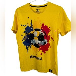 Retro ROMANIA Soccer Umbro Yellow Vibrant High End Men’s M T-Shirt MINTY